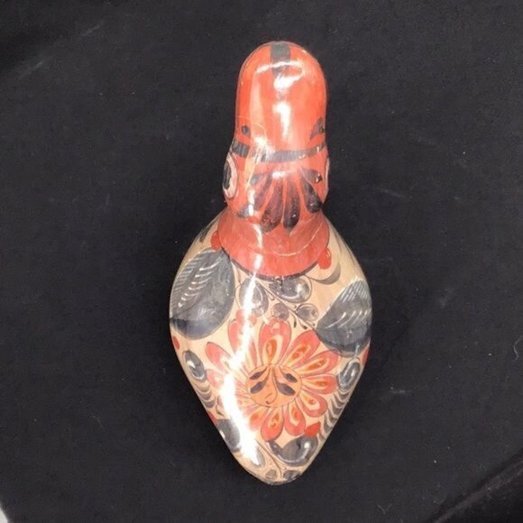 Vintage Hand-Painted Ceramic Bird Figurine Folk Art Style Collectible Home Decor - Picture 5 of 8